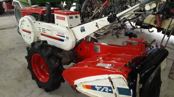 รถพรวนดิน 7.5 แรงดีเซล สตาร์ทกุญแจ พร้อมใช้งาน รหัสสินค้า O - 10 รถพรวนดิน 7.5 แรงดีเซล สตาร์ทกุญแจ พร้อมใช้งาน รหัสสินค้า O - 10