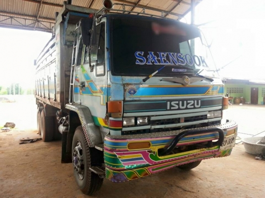 ขายดั้ม2เพลา MITSUBISHI FN527M-A เครื่อง6D16 พ.เพาเวอร์ เบรกทิฟฟี่ ภายในสวย โลฮาย10สปีด สภาพพร้อมใช้งาน เอกสารพร้อมโอน สนใจโทร 090-8588220คุณนะ 093-3258446คุณบิว หรือเข้าดูสินค้าอื่นๆได้ที่ www.truck.in.th/498 หรือเพจFacebook ณรงค์ ซื้อขายรถมือสอง (เว็บไซ