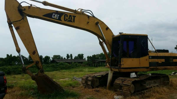 ขายรถแบคโฮ CAT E200B เครื่องมิตซู ไม่มีเอกสาร ราคา 450000