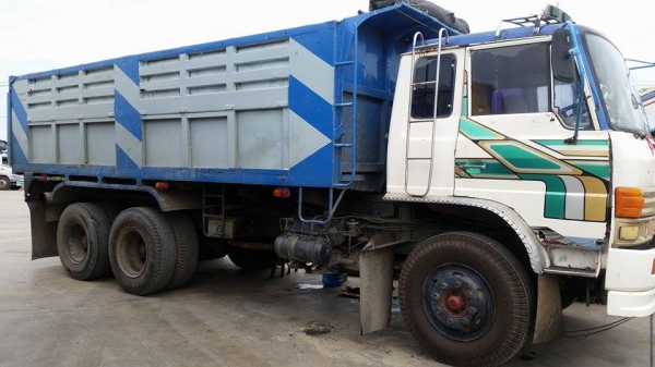 ขาย สิบล้อ Hino f18 ดั้ม 2เพลา ขาย สิบล้อ Hino f18 ดั้ม 2เพลา