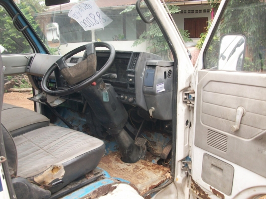 ขายดั้ม 4 ล้อกลาง สวยๆ ครับ ใช้แทนอีแต็นครับ ยกหัวใด้