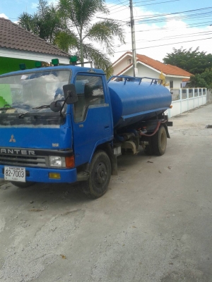 Mitsubishi แคนเตอร์ บรรทุกน้ำ 6000 ลิตร