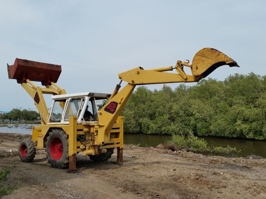 โอ๊ยถูกจริงๆ รถหน้าตักหลังขุด JCB มือสองญี่ปุ่น ราคา 250,000 บาท เท่านั้นครับ โอ๊ยถูกจริงๆ รถหน้าตักหลังขุด JCB มือสองญี่ปุ่น ราคา 250,000 บาท เท่านั้นครับ