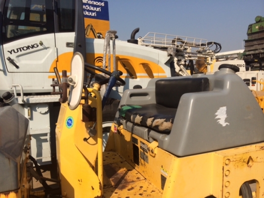 รถบดสั่นสะเทือน Sakai SW500 รถเก่านอก สภาพเดิมๆ พร้อมใช้งาน