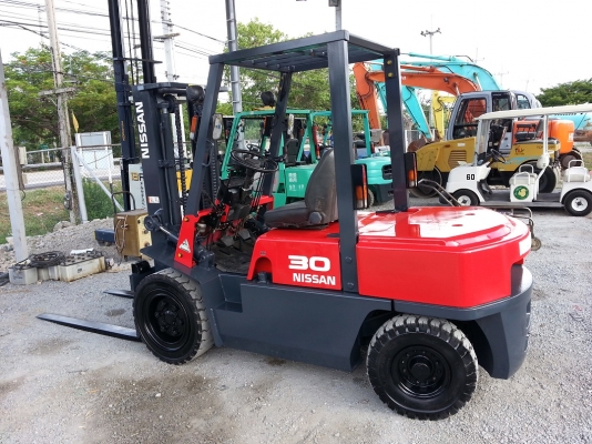 ขาย NISSAN 3ตัน เสา 3เมตร นำเข้าจากญี่ปุ่น พร้อมใช้งาน 090-986-2521 ขาย NISSAN 3ตัน เสา 3เมตร นำเข้าจากญี่ปุ่น พร้อมใช้งาน 090-986-2521