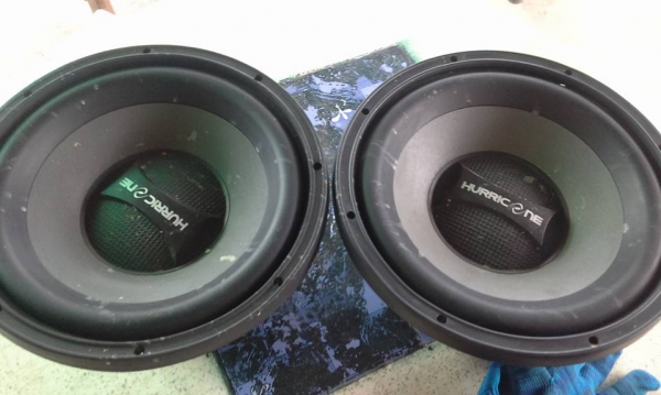 ดอกลำโพงรถยนต์ซับ 12 นิ้ว ด่วน คู่ละ 3000 ไม่เคยใช้.0821287055 ครูเจมส์