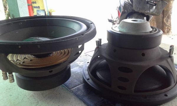 ดอกลำโพงรถยนต์ซับ 12 นิ้ว ด่วน คู่ละ 3000 ไม่เคยใช้.0821287055 ครูเจมส์