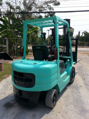 ฟอร์คลิฟท์ MITSUBISHI 2.5ตัน เสา 3เมตร งาสไลด์ ดีเซล เก่าญี่ปุ่น 090-986-2521 อ๊อบ