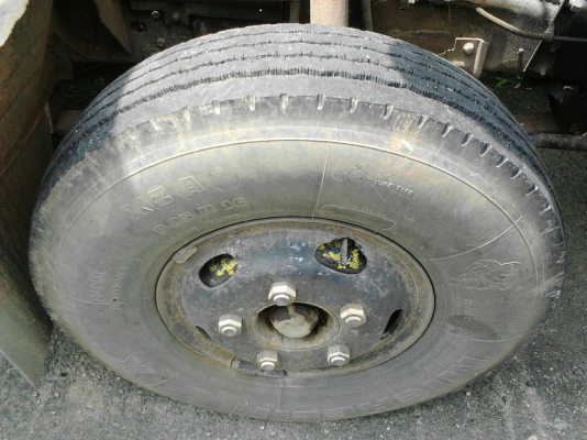 รถอีซูซุ 6 ล้อ รั้ว NPR  115 แรงม้า. ( รถประกอบ. )     สนใจติดต่อ  081 - 6079515