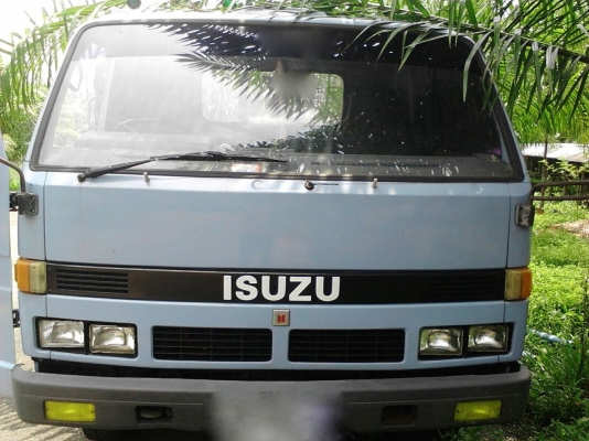รถอีซูซุ 6 ล้อ รั้ว NPR  115 แรงม้า. ( รถประกอบ. )     สนใจติดต่อ  081 - 6079515