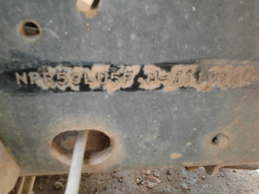 รถอีซูซุ 6 ล้อดั้ม  NPR 115 แรงม้า. ปี 38  ( รถห้าง แท้. )     สนใจติดต่อ  081 - 6079515