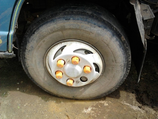 รถอีซูซุ 6 ล้อดั้ม  NPR 115 แรงม้า. ปี 38  ( รถห้าง แท้. )     สนใจติดต่อ  081 - 6079515