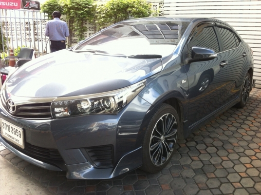 ขายด่วน Altis 1.8 s ปี2014 รถสวย(ขายเพราะจะไปซื้อรถครอบครัว) ขายด่วน Altis 1.8 s ปี2014 รถสวย(ขายเพราะจะไปซื้อรถครอบครัว)