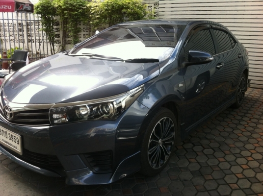 ขายด่วน Altis 1.8 s ปี2014 รถสวย(ขายเพราะจะไปซื้อรถครอบครัว) ขายด่วน Altis 1.8 s ปี2014 รถสวย(ขายเพราะจะไปซื้อรถครอบครัว)