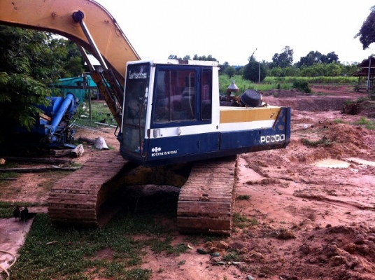ขายรถแบคโฮ Komatsu pc200 พร้อมใช้งาน