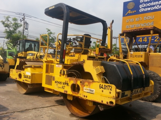 รถบดสั่นสะเทือน 12 ตัน Sakai SW850 รถเก่านอก เพิ่งเหยียบถึงไทย สภาพเดิมๆ