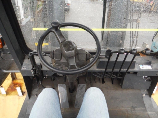 KOMATSU  FD150E-8 ปี2009 15ตัน สนใจสั่งนำเข้า คุยรายละเอียดได้ครับ