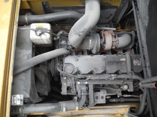 KOMATSU  FD150E-8 ปี2009 15ตัน สนใจสั่งนำเข้า คุยรายละเอียดได้ครับ