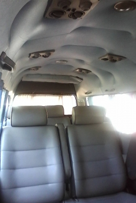 ขายรถตู้หลังคาสูงดีเซลสภาพพร้อมใช้