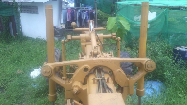 ขายรถเกรด KOMATSU GD600R-3 ไม่มีเอกสาร ราคา 480000