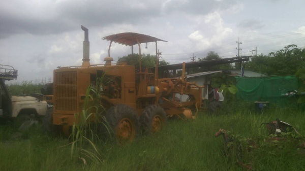 ขายรถเกรด KOMATSU GD600R-3 ไม่มีเอกสาร ราคา 480000