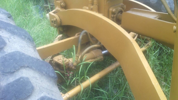 ขายรถเกรด KOMATSU GD600R-3 ไม่มีเอกสาร ราคา 480000