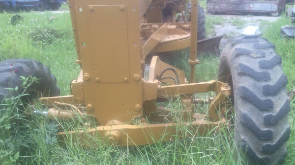 ขายรถเกรด KOMATSU GD600R-3 ไม่มีเอกสาร ราคา 480000