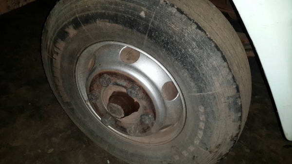 ขายรถ6ล้อร็อกกีFRRเครือง175แรงเบรดทิฟฟี่พาวเวอรยาว5.5เมตร