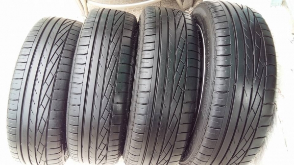 ขายล้อแม็ก new city 16" พร้อมยางปี14 สนใจติดต่อเล็กคลองสามครับ 081-3747940