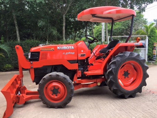 ขายรถไถKubota L2808 (4WD) พร้อมใบมีดหน้า รถพร้อมใช้งาน