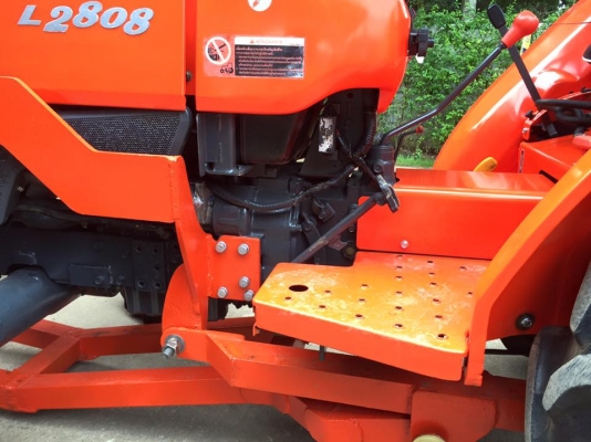 ขายรถไถKubota L2808 (4WD) พร้อมใบมีดหน้า รถพร้อมใช้งาน