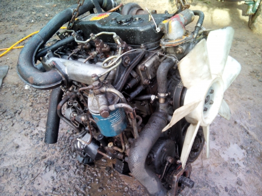 เครื่อง อีซูสุ115เทอร์โบว์เคื่องดีมากครับ ไม่หลวม เครื่องมาจากท่าเรือ ไม่ได้ใช้เลยขายครับเอาไปทำอีแต๋นครับ อุปกร์ครบไดร์สตาร์ท/ชาตครบหมอน้ำมีครบ