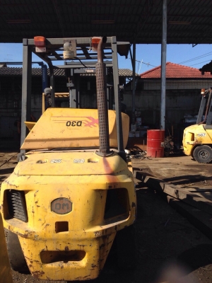 ขายครับ โฟคลิฟ 3ตัน เสา 4 เมตร เกียร์ธรรมดา