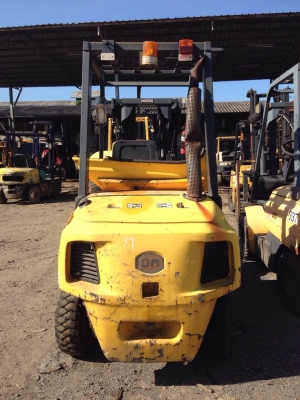 ขายครับ โฟคลิฟ 3ตัน เสา 4 เมตร เกียร์ธรรมดา