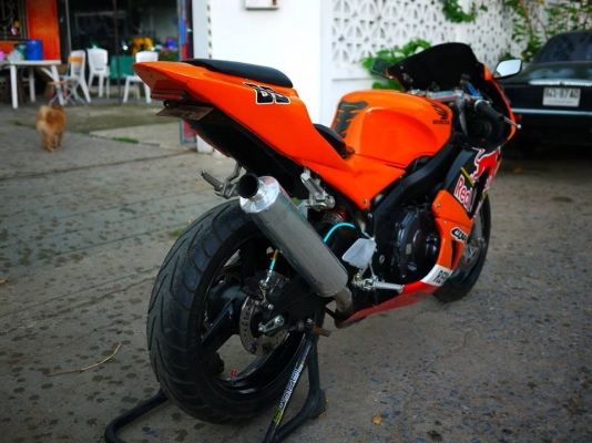 ขาย cbr400 พร้อมทะเบียนแท้ เครื่องสดๆ ระบบไฟทุกอย่างสมบูรณ์ ขาย cbr400 พร้อมทะเบียนแท้ เครื่องสดๆ ระบบไฟทุกอย่างสมบูรณ์