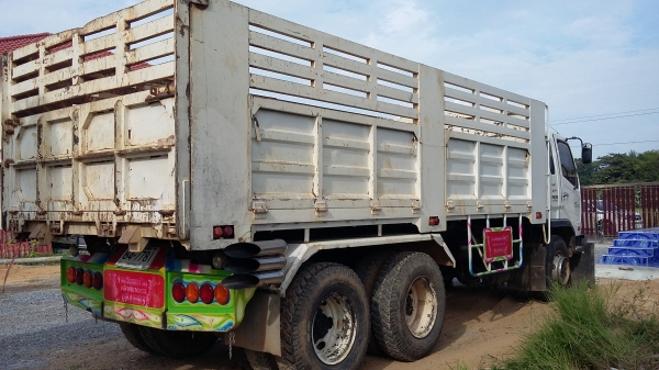 ขายรถ 10 ล้อ ดั้มสองเพลา  627  260 เทอร์โบอินเตอร์ สนใจ 0817368589