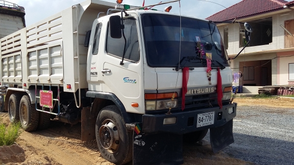 ขายรถ 10 ล้อ ดั้มสองเพลา  627  260 เทอร์โบอินเตอร์ สนใจ 0817368589