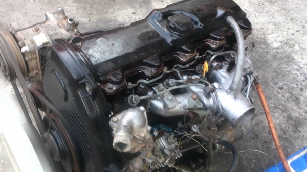 ขายเครื่องยนต์ดีเซลโตโยต้าไมรตี้ 2L มีเลข