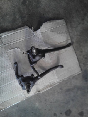 ขายคอม้าbenz w123 L R