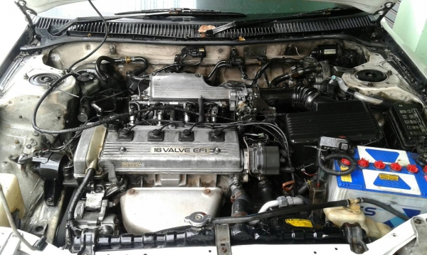 TOYOTA  COROLLA 1.6 โฉม โดเรมอน ปี 90 ขายรถบ้านพร้อมใช้ เกียร์ออโต เครื่องยนต์ AE90 1600CC