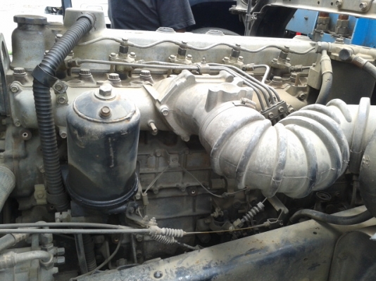 ขายรถบรรทุกติดเครน6ล้อISUZU FTR 32N R 195แรง รถห้างแท้ เครน4.5ตัน4ปอก หัวเดก้า เครื่องดี กระบะสวย คัสชีส์ ไม่มีที่ติครับ