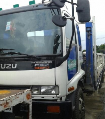 ขายรถบรรทุกติดเครน6ล้อISUZU FTR 32N R 195แรง รถห้างแท้ เครน4.5ตัน4ปอก หัวเดก้า เครื่องดี กระบะสวย คัสชีส์ ไม่มีที่ติครับ