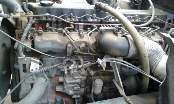 ขายรถบรรทุกติดเครน6ล้อISUZU FTR 32N R 195แรง รถห้างแท้ เครน4.5ตัน4ปอก หัวเดก้า เครื่องดี กระบะสวย คัสชีส์ ไม่มีที่ติครับ