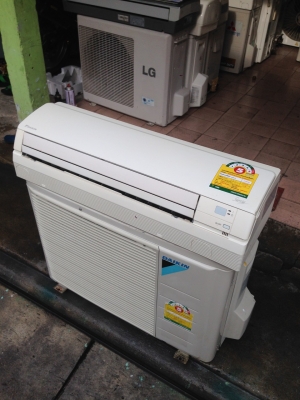 **** ขายแอร์ DAIKIN 9000 BTU สภาพสวย ****