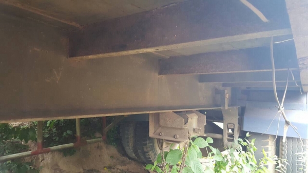 ขายลูกพ่วง 2 คานไม่ดั้ม คอกสูง ทะเบียนพร้อมโอน