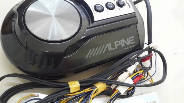 Alpine Swd 1600b มือสองญี่ปุ่น สภาพสวยๆ Alpine Swd 1600b มือสองญี่ปุ่น สภาพสวยๆ