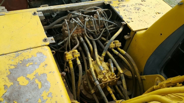 **850,000 บ.ต่อรอง/// แบคโฮ KOMATSU PC200-6 เล่มทะเบียน **ขาย KOMATSU PC200-6 แบคโฮสวยๆ มีเล่มทะเบียน HYD.EXCAVATOR KOMATSU PC200-6 Original Japan Model S/N(ซีเรียล) 93022 ไฟฟ้าครบ ปั้มเดิม เครื่องวางใหม่ (ยังไม่ลงเล่ม) เครื่องCUMMINS(PC200-7)-6สูบ แน่น แ **850,000 บ.ต่อรอง/// แบคโฮ KOMATSU PC200-6 เล่มทะเบียน **ขาย KOMATSU PC200-6 แบคโฮสวยๆ มีเล่มทะเบียน HYD.EXCAVATOR KOMATSU PC200-6 Original Japan Model S/N(ซีเรียล) 93022 ไฟฟ้าครบ ปั้มเดิม เครื่องวางใหม่ (ยังไม่ลงเล่ม) เครื่องCUMMINS(PC200-7)-6สูบ แน่น แ