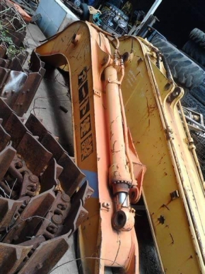 บูม+อาร์ม EX 120-3 PC 200-5 บูม+อาร์ม EX 120-3 PC 200-5