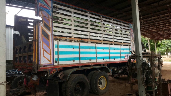 ขายรถพ่วง แม่ดั้ม-ลูกไม่ดั้ม HINO FM3M คัสซีสวยตลอดเส้น เครื่องเดิม M10C 240 แรงม้า เกียร์เดิม สโลว์เดิม ยางเต็ม แอร์เย็น ทะเบียนพร้อมโอนครับ