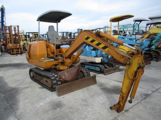 ขายถูก KOMATSU PC 10N-7. รุ่น7 ยอดนิยมอีกคันครับเก่าญี่ปุ่น